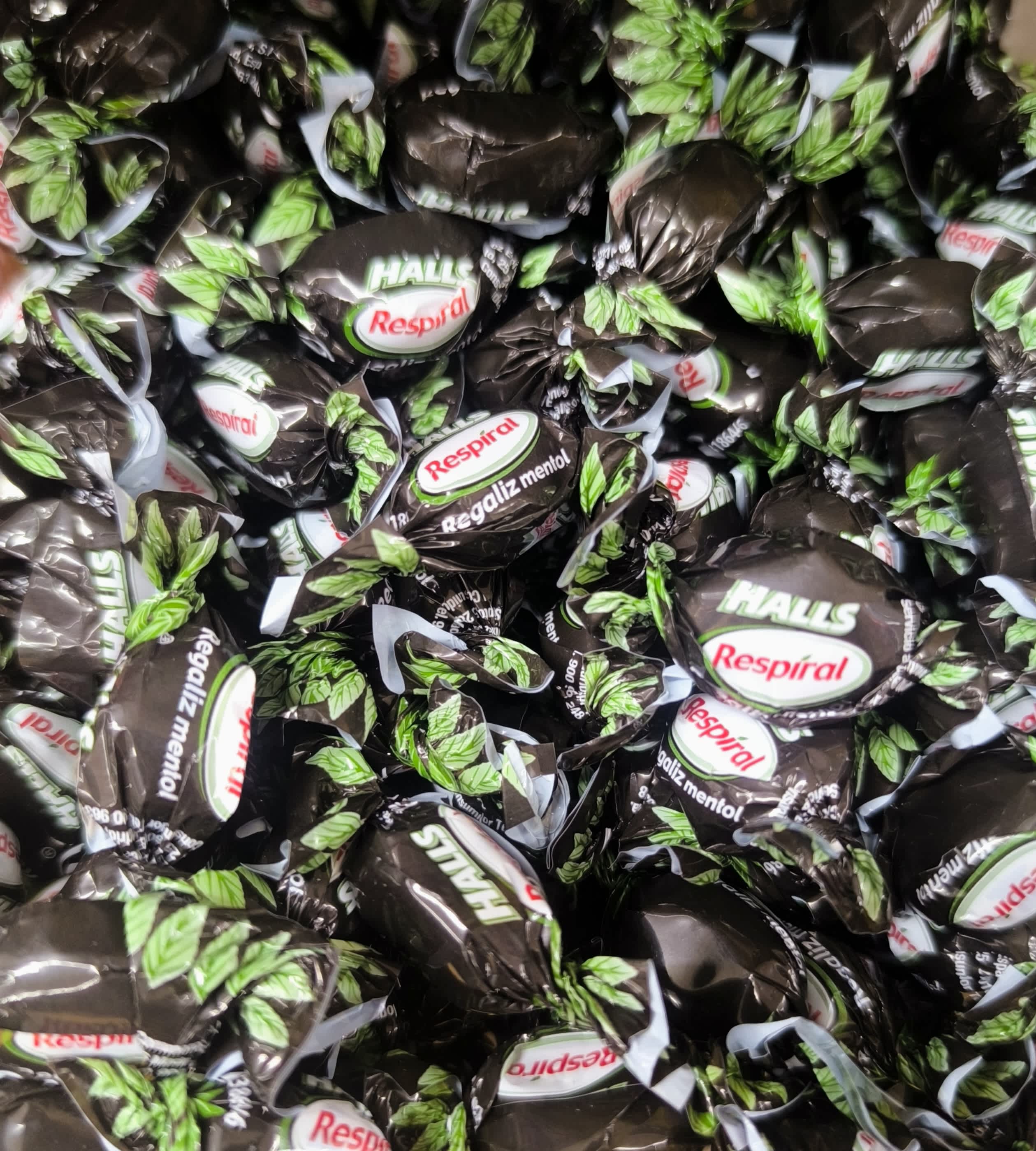 Halls regaliz y mentol