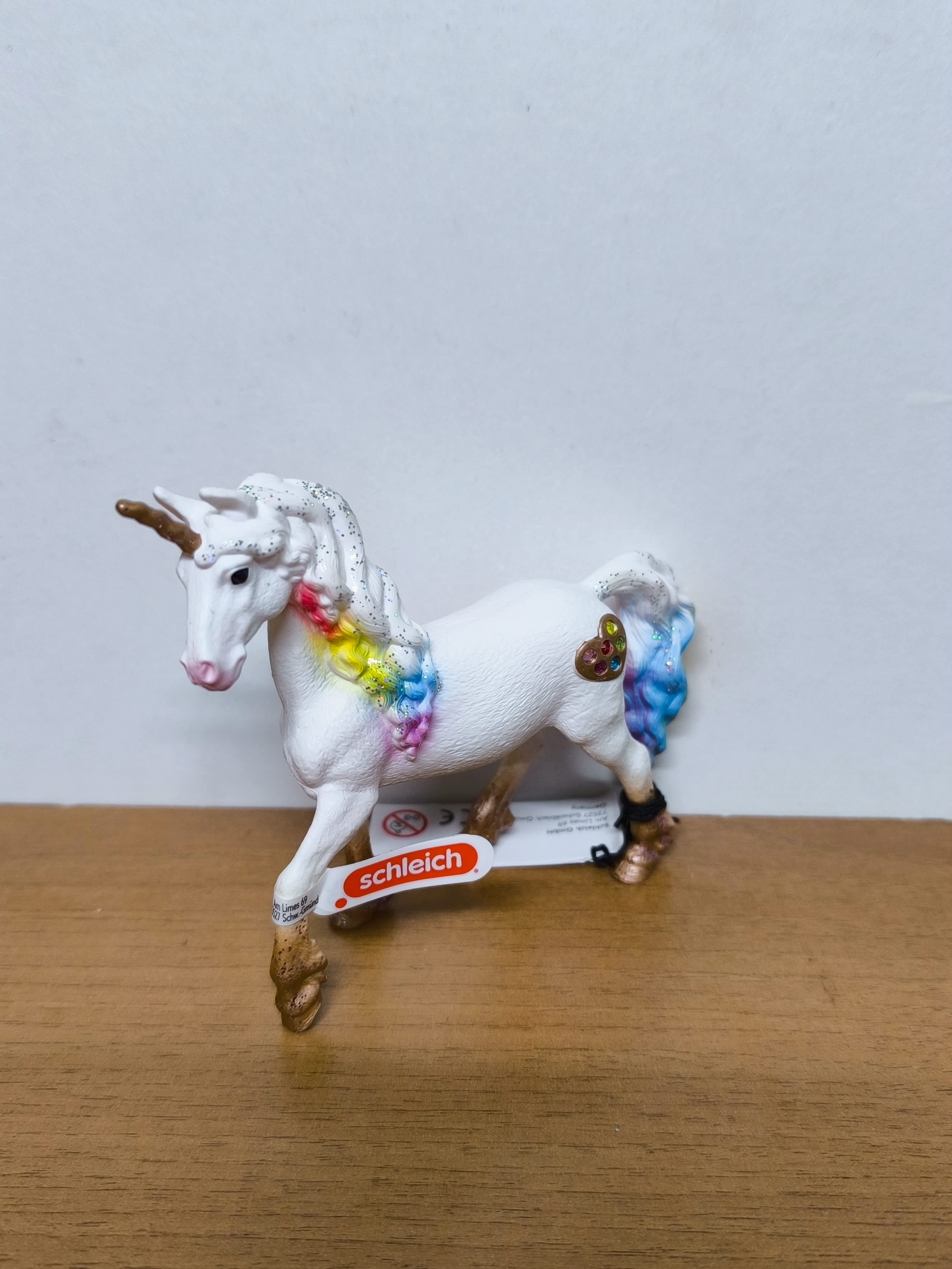Unicornio Arcoíris Yegua