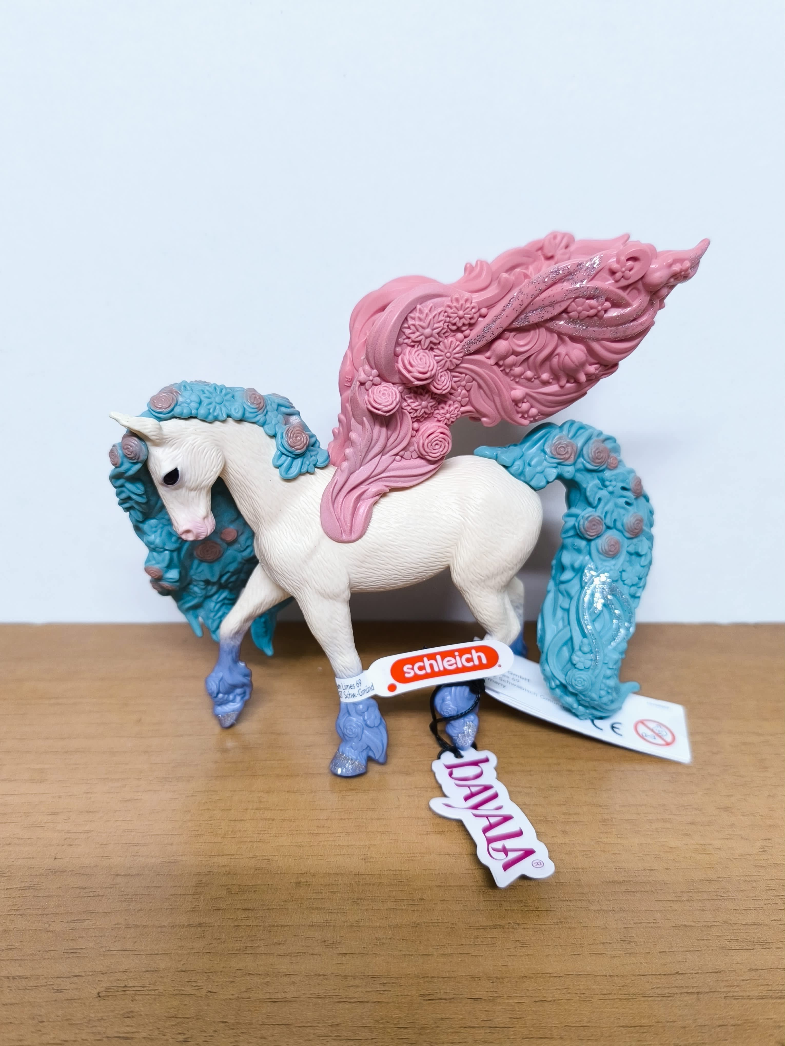 Pegaso con flores