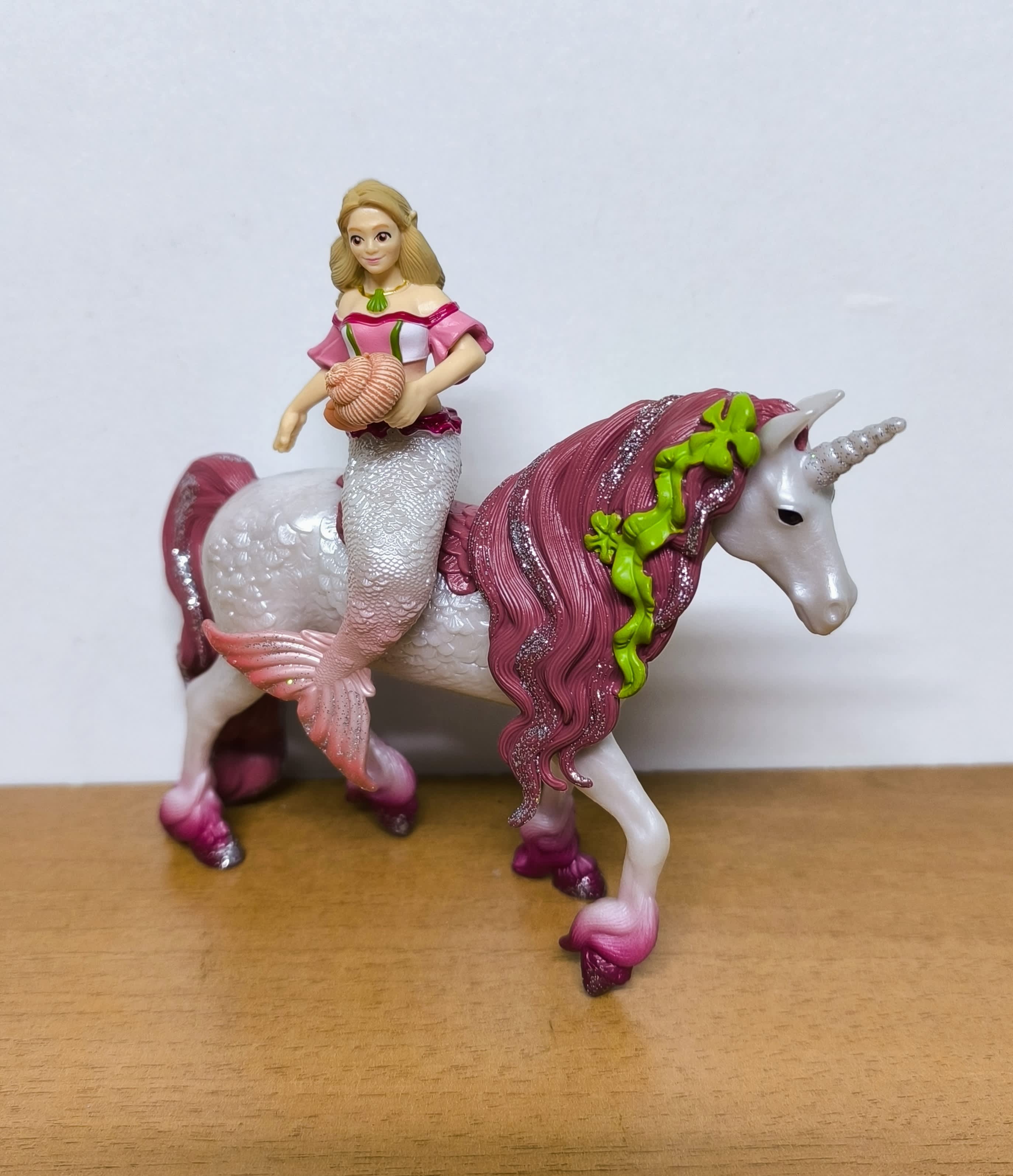 Sirena Feya en Unicornio Marino