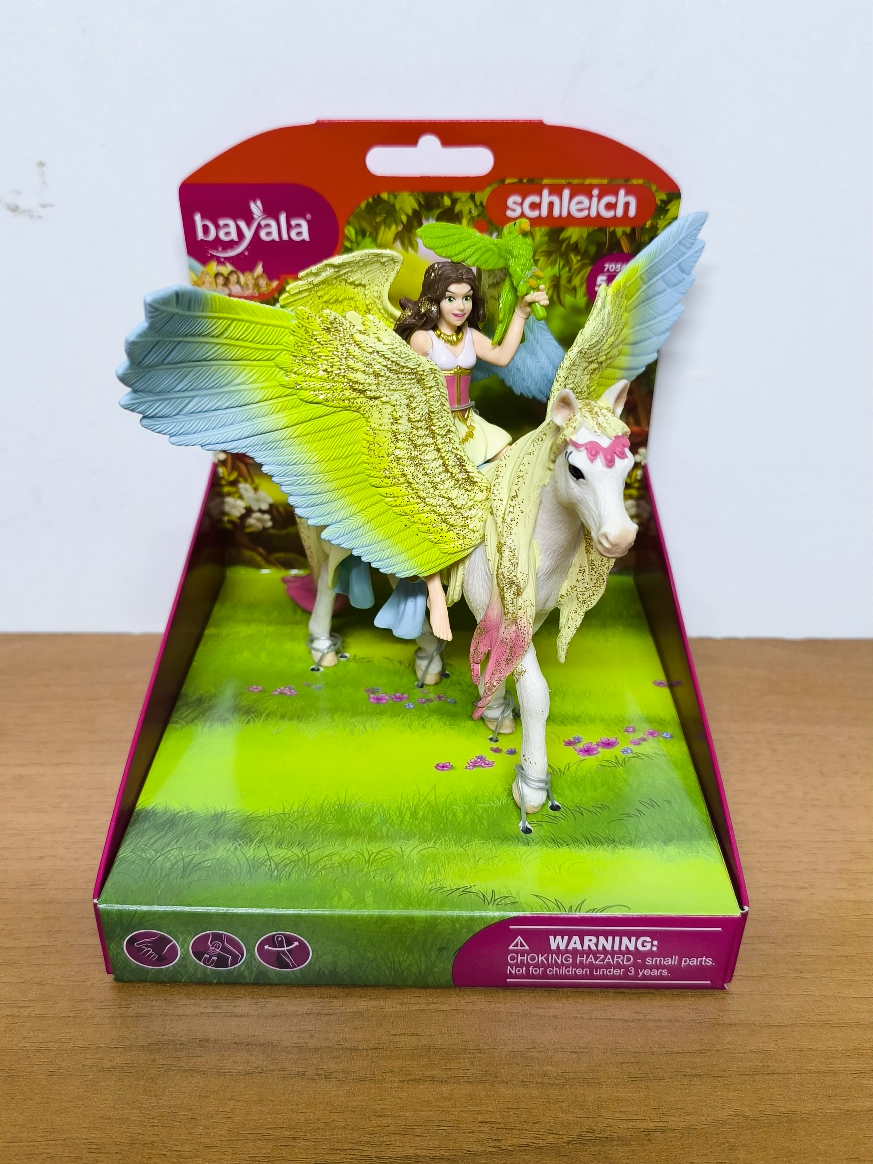 Hada Surah con Pegaso Brillante